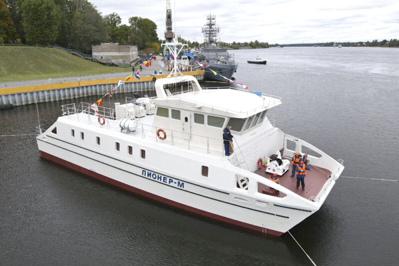 Спущено на воду экспериментальное исследовательское судно «Пионер-М»